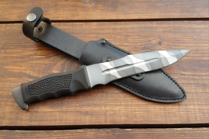 Нож туристический "Антитеррор-Р", рукоять термоэластопласт (резина), покрытие камуфляж фото 1