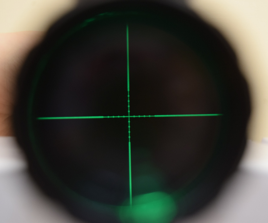 Оптический прицел Gamo 3-9x40 AOEG, с подсветкой фото 8
